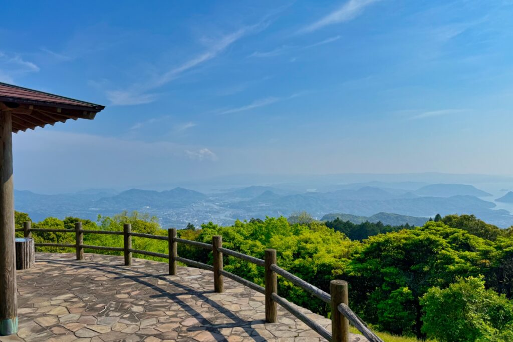 隠居岳公園 キャンプ場の風景