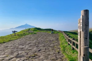 桃岩展望台からみる利尻富士