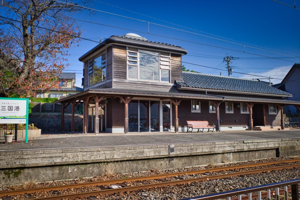 RICOH GRⅢ スマートフォンよりも綺麗に写っていると感じる. 三国港駅 福井県